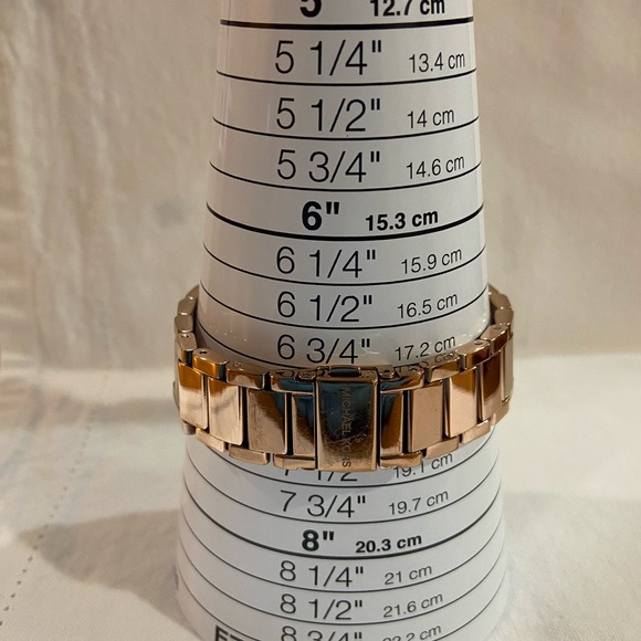 EUC Michael Kors Parker Chronograph Women’s Watch - Picture 5 of 7